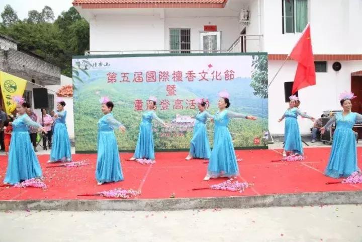 清远市奇石市场在哪里_清远奇石公园_清远奇石河风景区简介