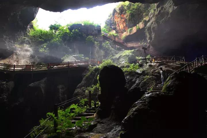 清远市奇石市场在哪里_清远奇石公园_清远奇石河风景区简介